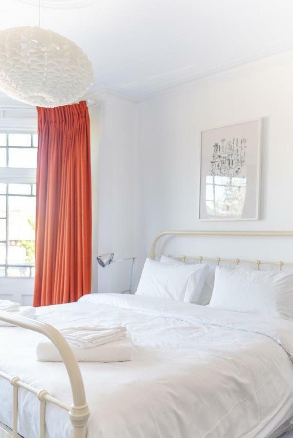 Holiday home Gorgeous, 4 Bed Victorian House In Dollis Hill London