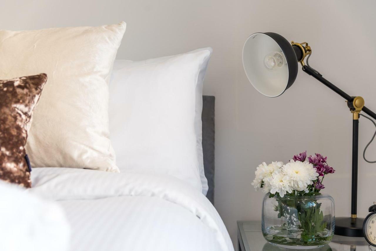 Apartment Fulham Road London