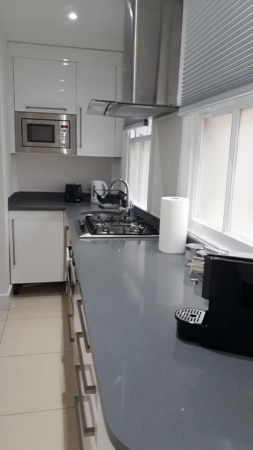 Luxury Finchley Rd Apartments Londres