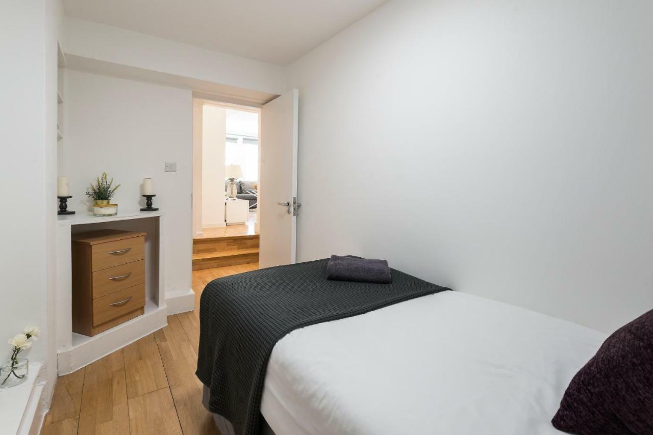 Luxury Finchley Rd Apartments * London