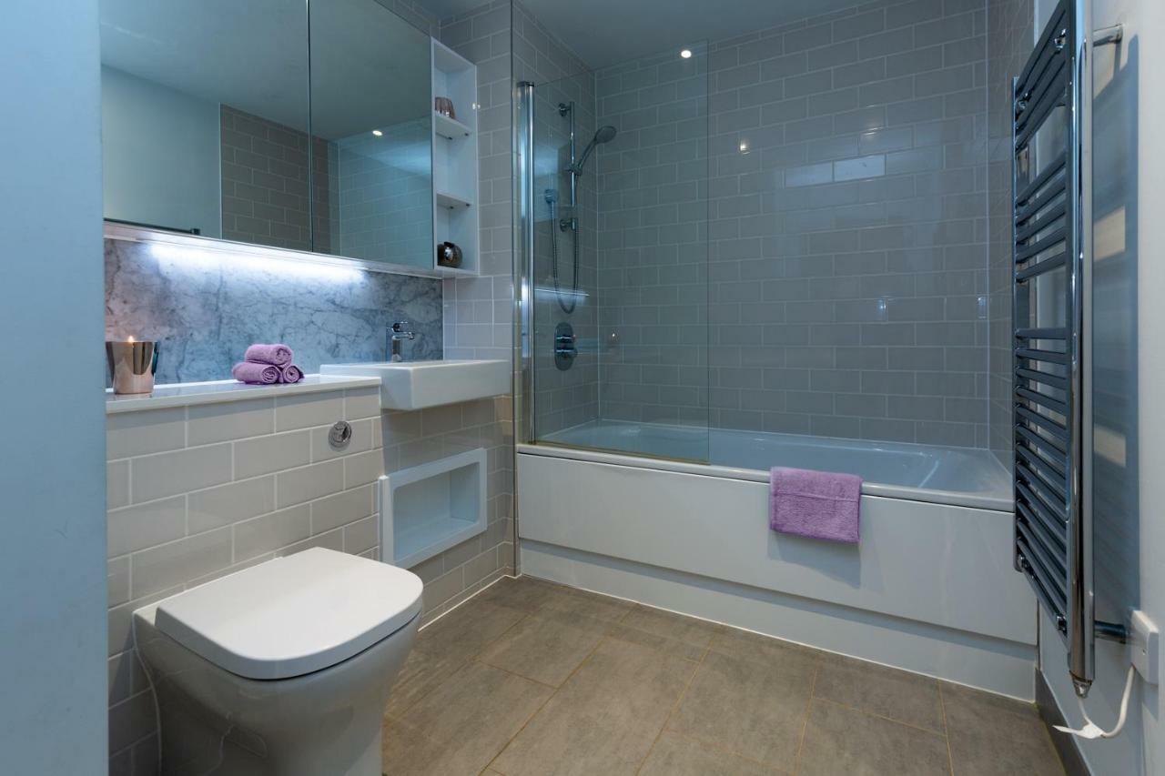 Deluxe Apartment *