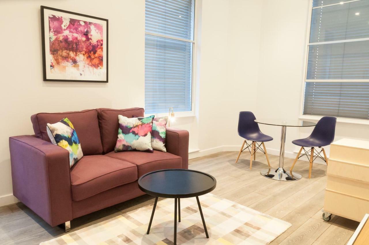Apartment Rathbone Place London