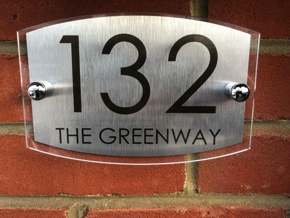 London Nw9 Apartment *