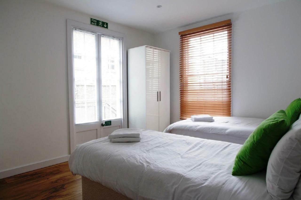 Acorn - Byng Place *