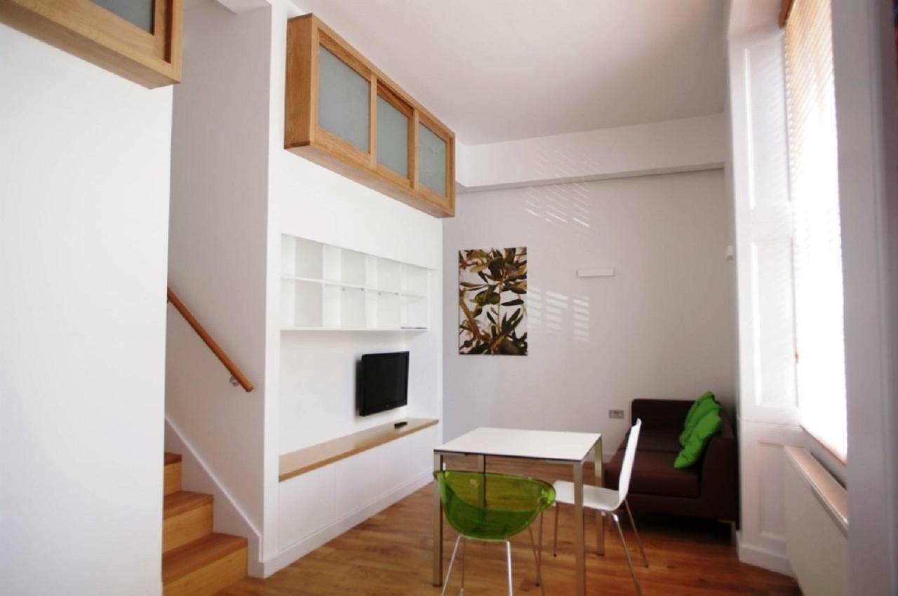 Acorn - Byng Place Apartment London