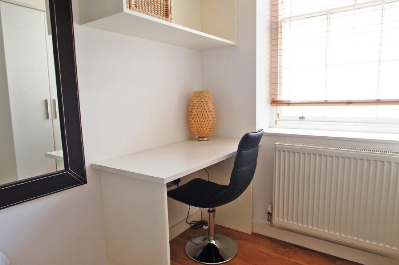 Acorn - Byng Place Apartment London