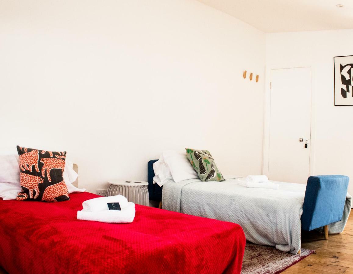 House Of Sebastiao Maria - The Townhouse Guest house London