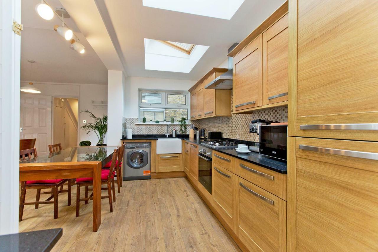 Apartment Highbury Fieldway London