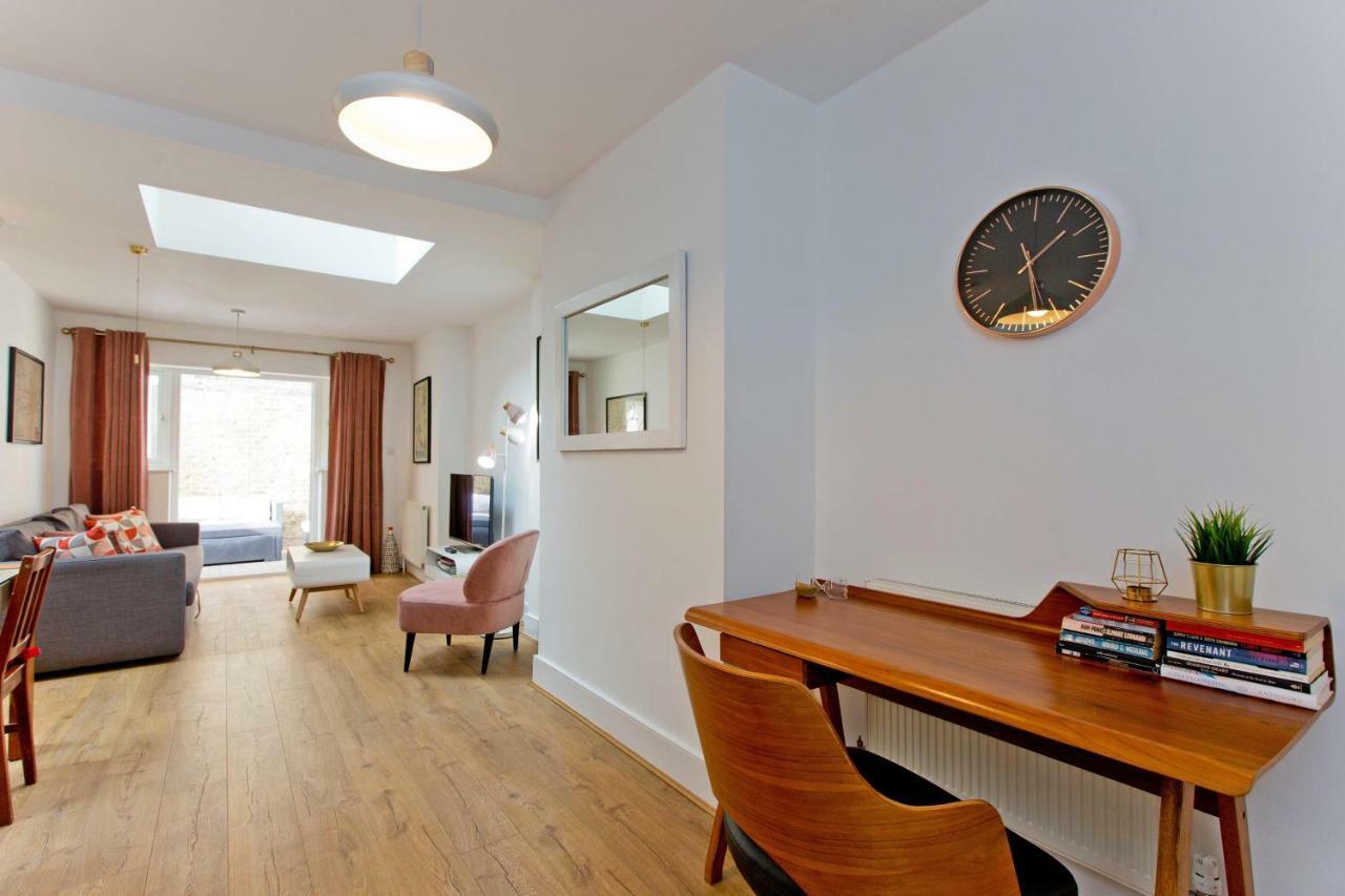Highbury Fieldway Apartment