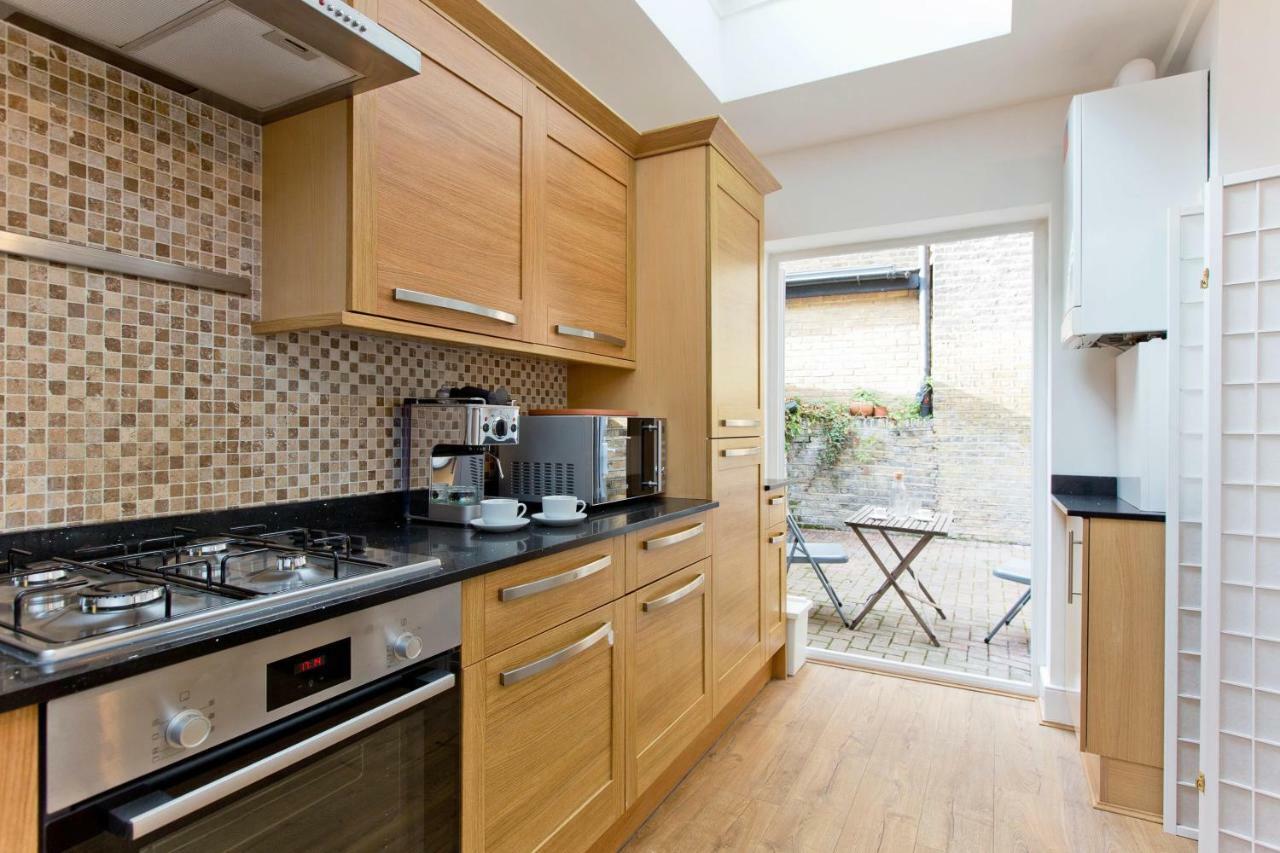 Highbury Fieldway Apartment London