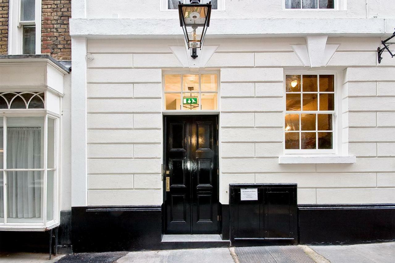 Eldon Chambers Flat 2 By Living