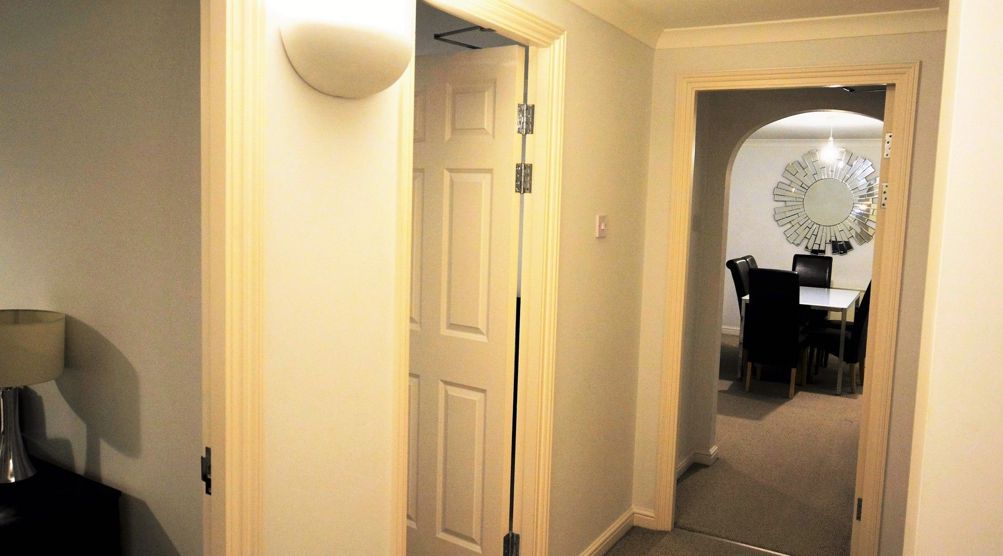 Zen - Docklands Apartment London