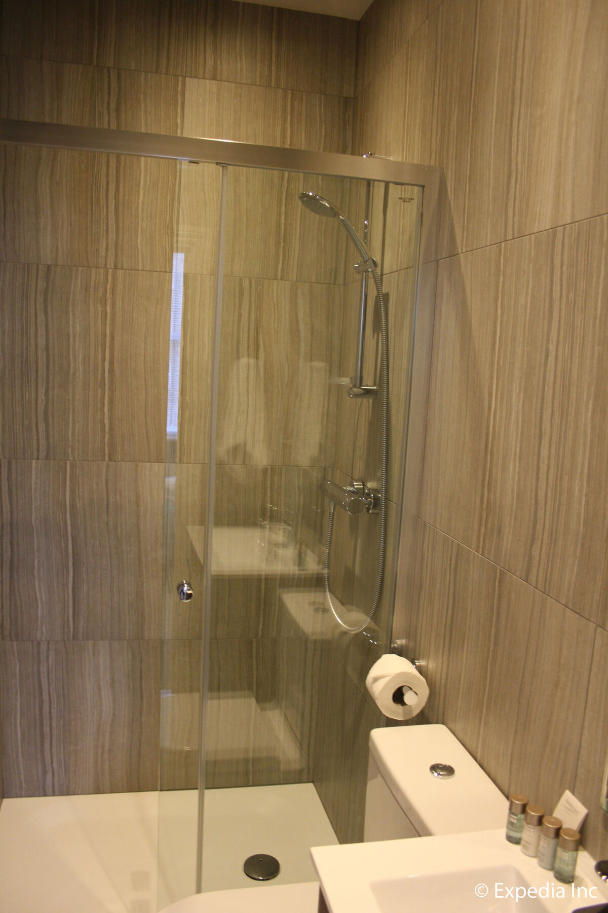 Barons Court Apartment