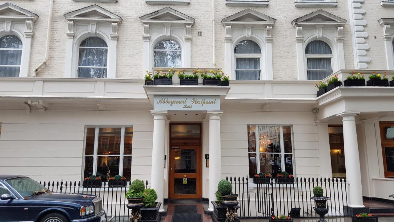 Westpoint Hotel 3*