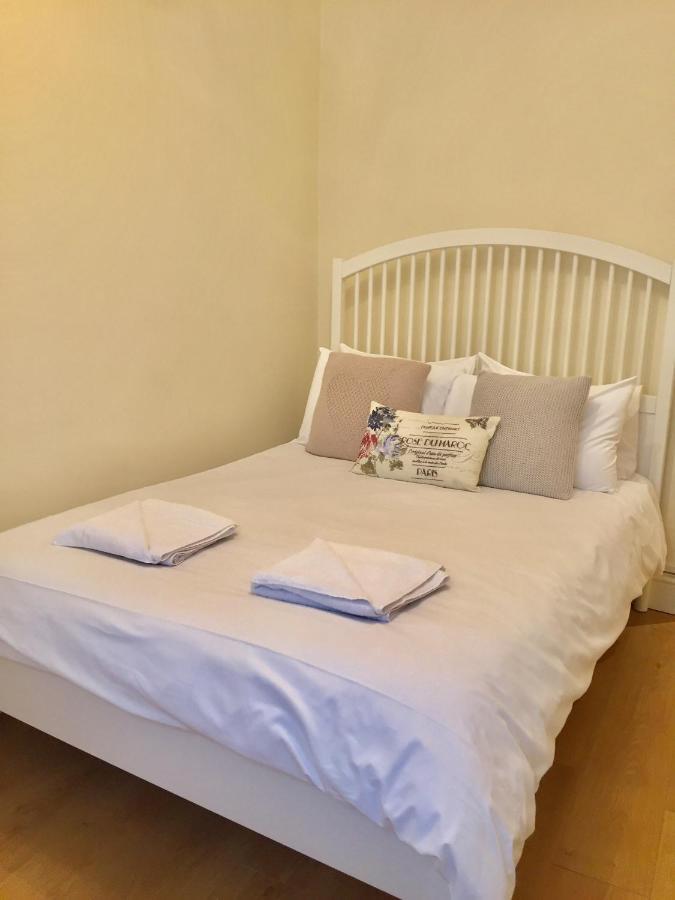 Stylish Apartments In Victoria & Westminster * Londres