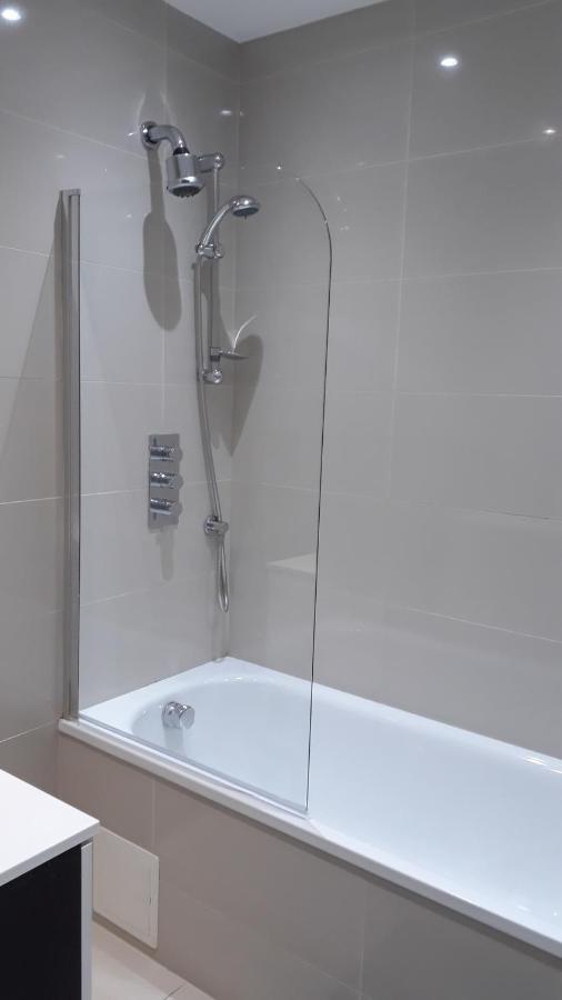 Apartamento Luxury Finchley Rd Apartments Londres