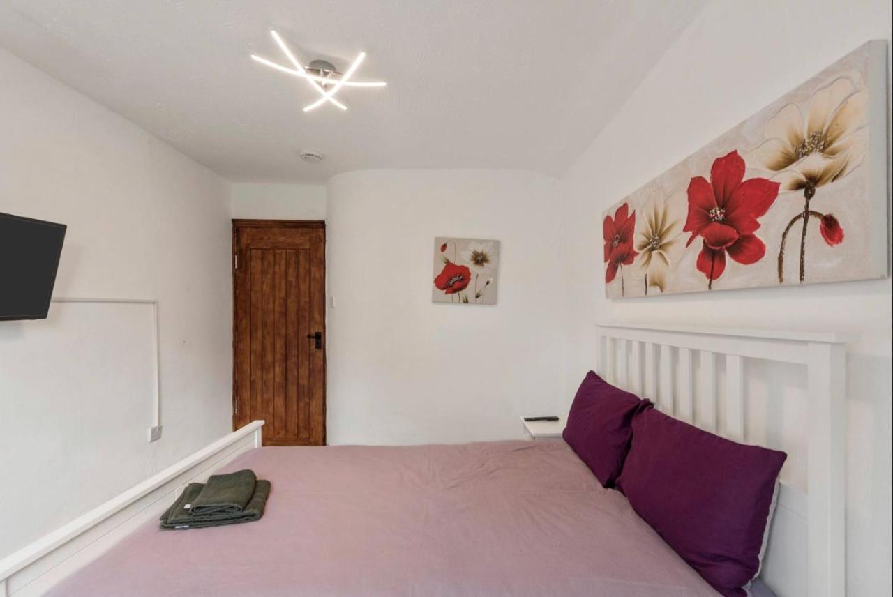 89 Mayes Road