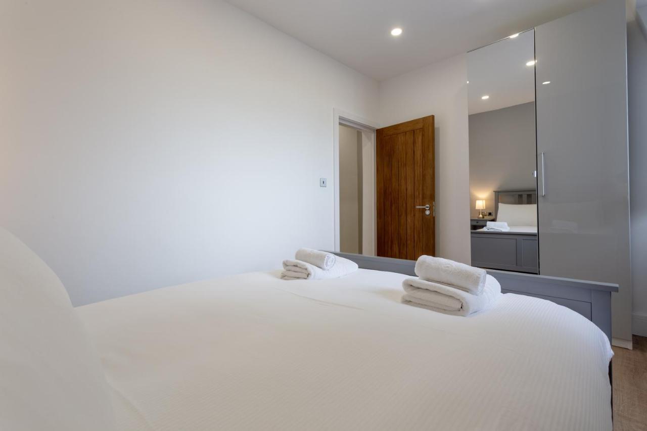 Gorgeous Duplex Near Canary Wharf, Excel & O2 *