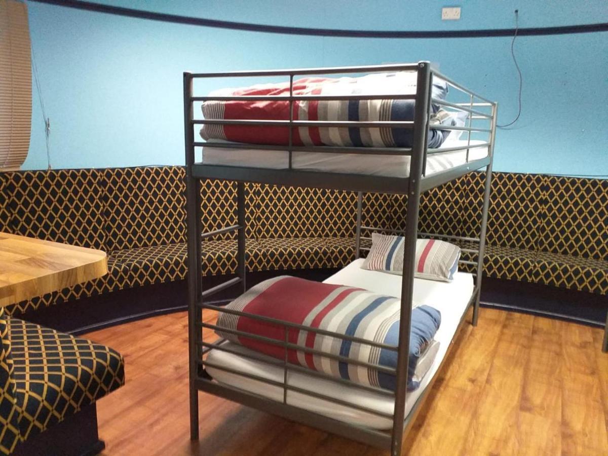 The Queens Hostel London