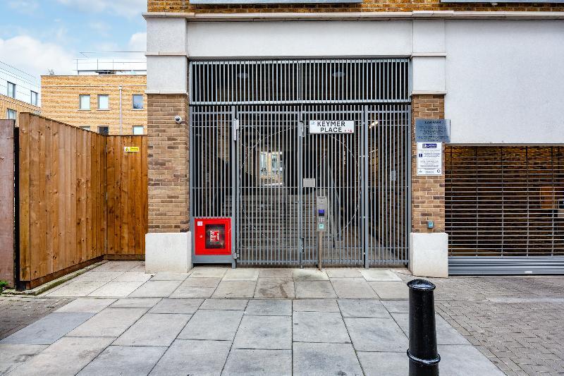 Hotel Canary Gateway Serviced London