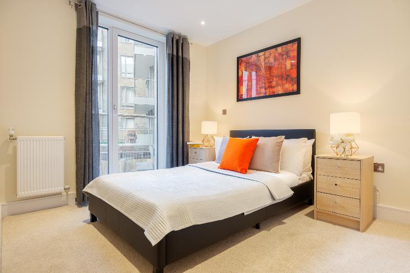 Canary Gateway Serviced Hotel 4*