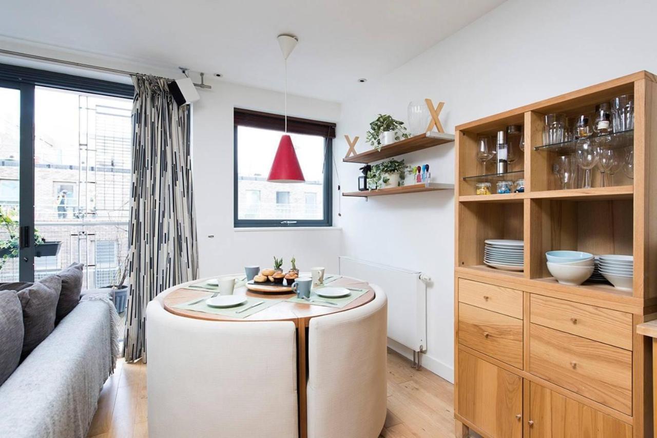 Stylish 2 Bedroom Flat With Balcony In Apartamento *