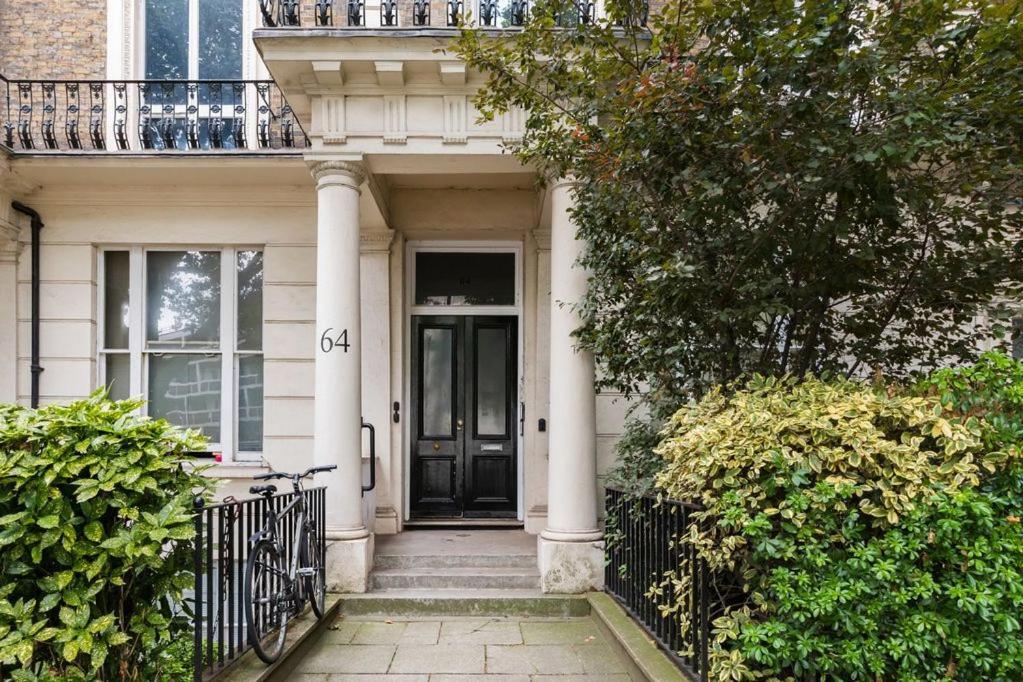 Gloucester Gardens Apartment *