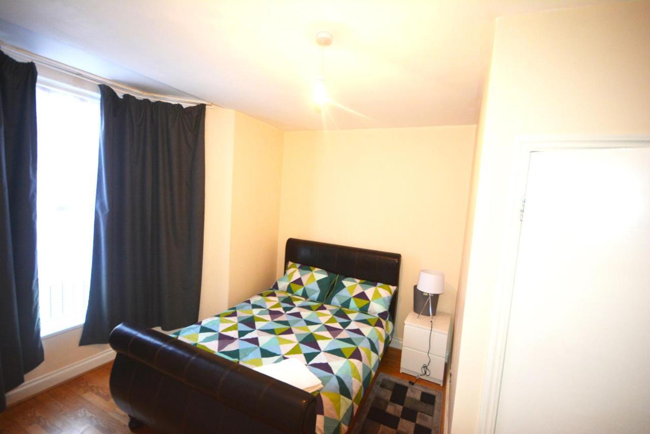 Apartamento Zone 2 Three Bedroom *