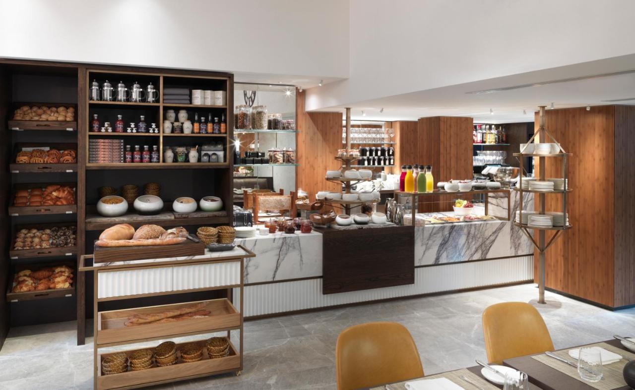 The Athenaeum & Residences Hotel 5*