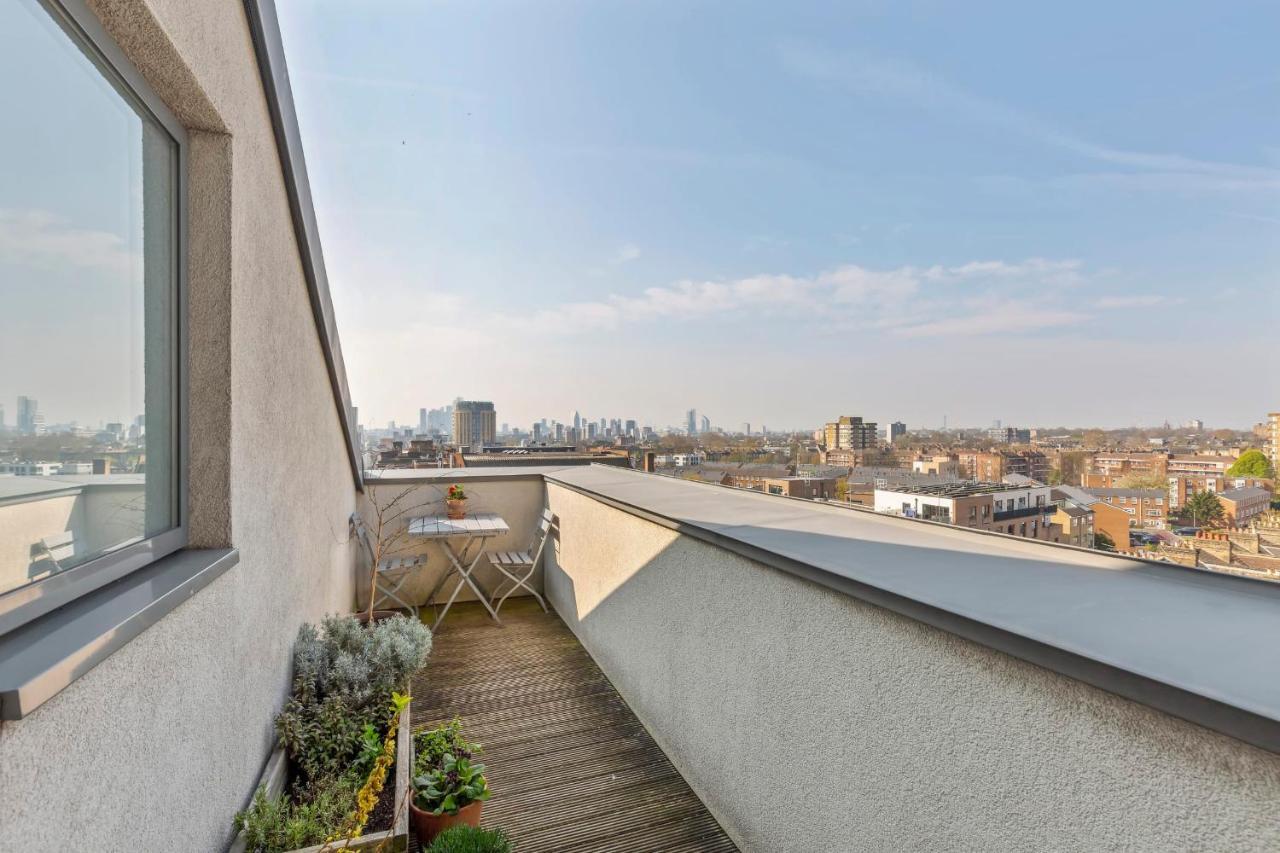Apartment Stunning 2-bed Flat W/balcony In Dalston *