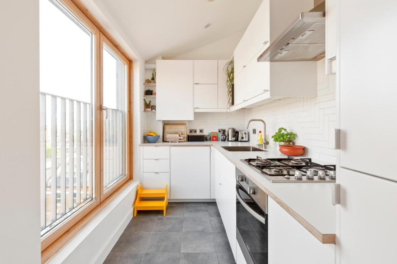 Stunning 2-bed Flat W/balcony In Dalston Apartment
