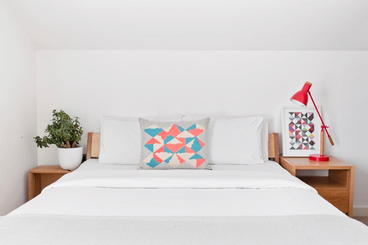 Stunning 2-bed Flat W/balcony In Dalston * London