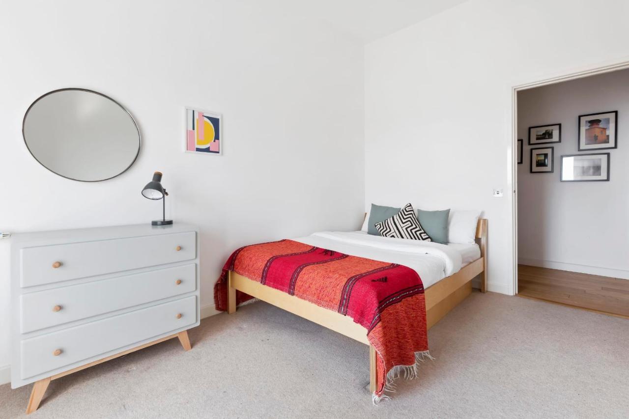 Stunning 2-bed Flat W/balcony In Dalston Apartment