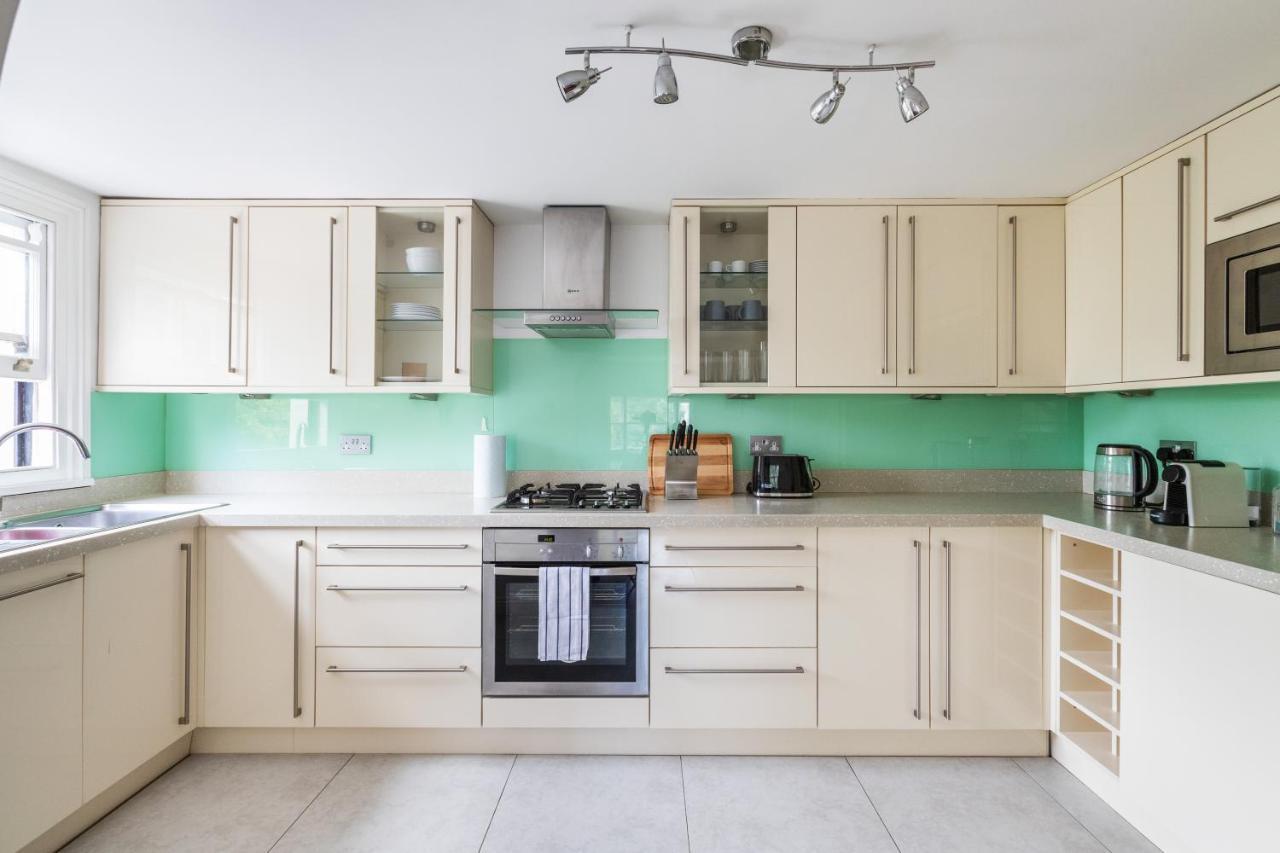 Westbourne Apartment