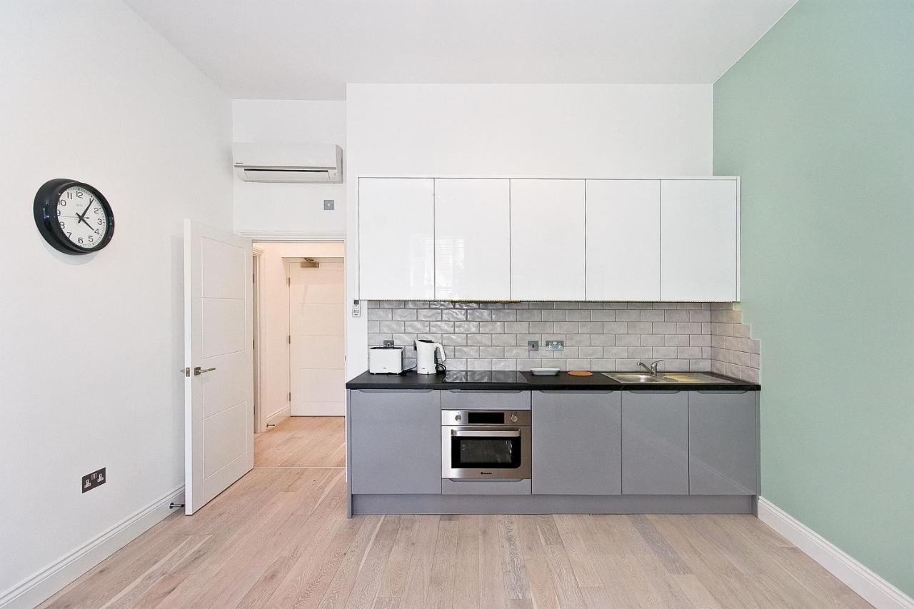 Interlude House B By Living Holiday home