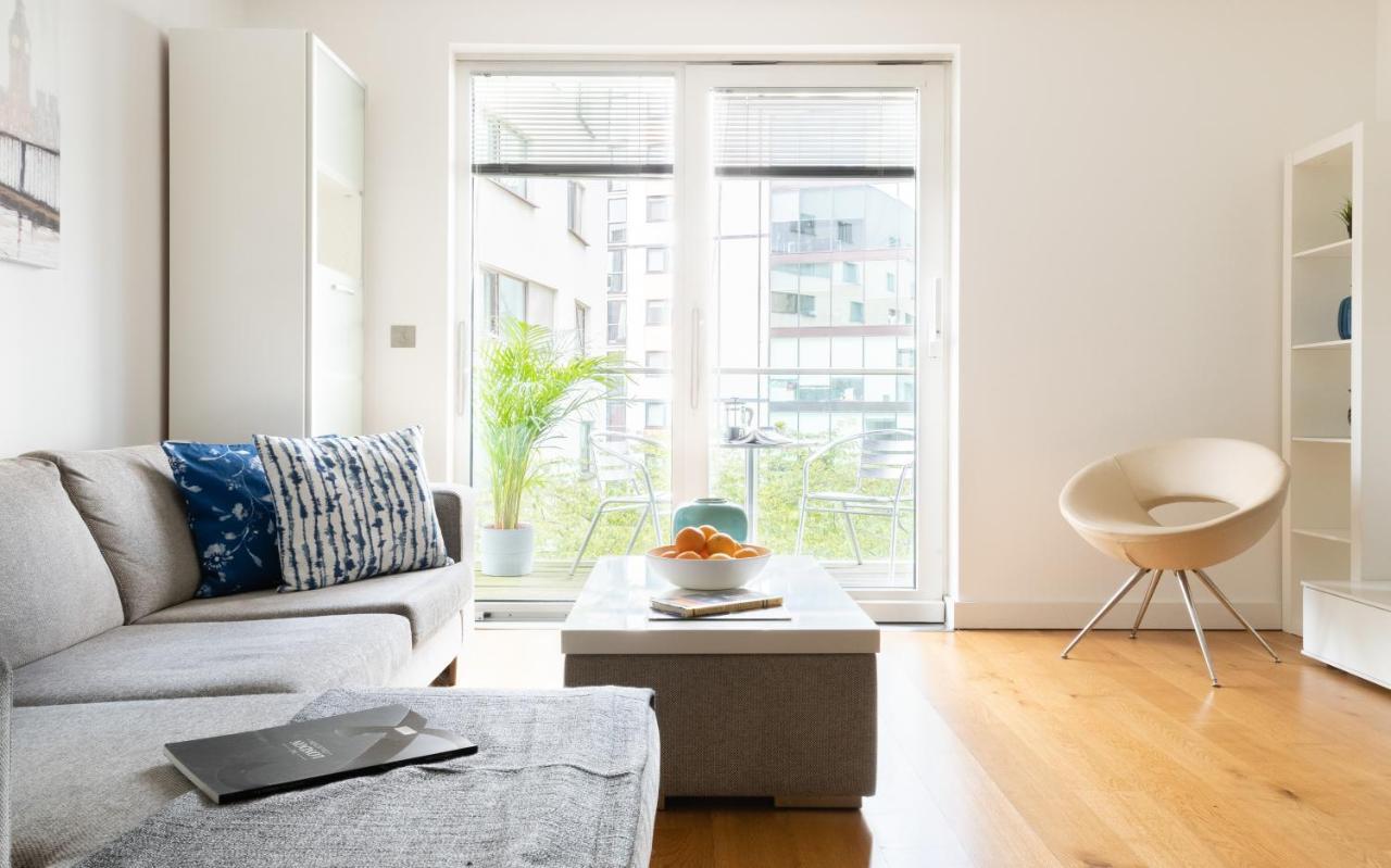 Fabulous 3 Bed 2 Bath Near Victoria Station * Londres