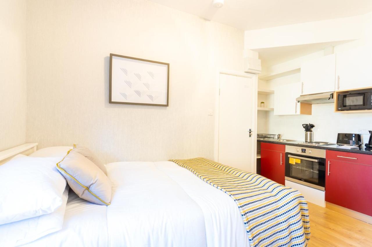 Modern 1 Bed Flat In West Kilburn By Queen's Park For 2 People Apartment London