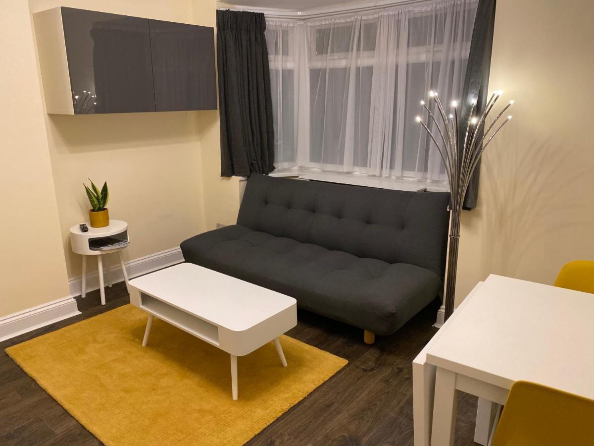 20 @ Excel Apartment