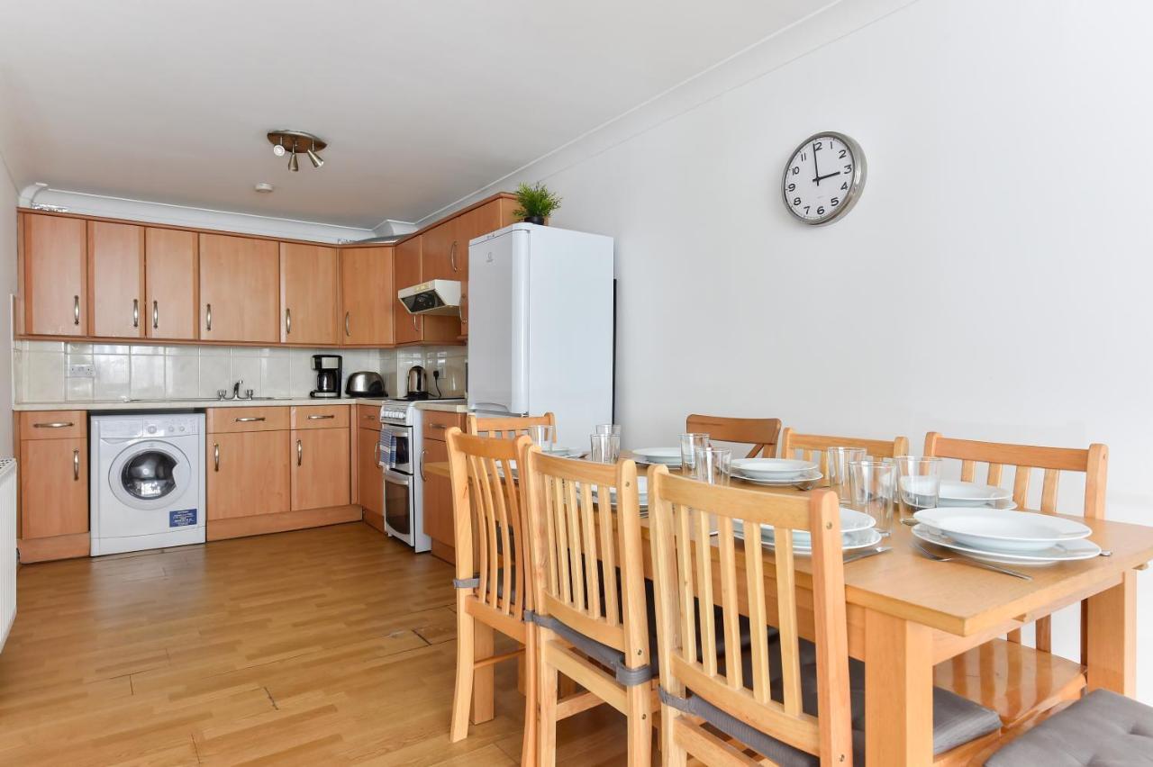 Regents Canal Apartment London