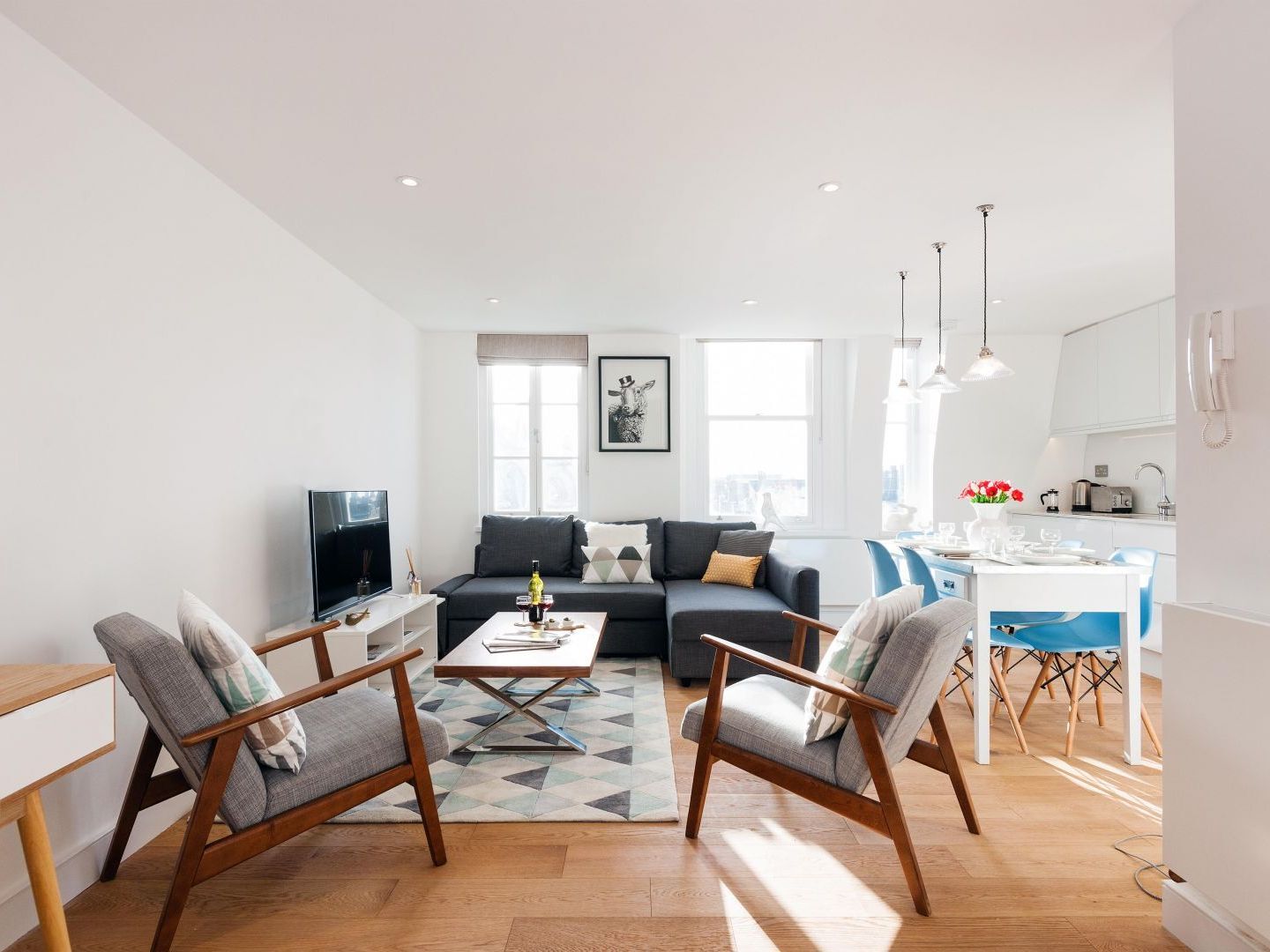 The Lillie Road Residence Apartment