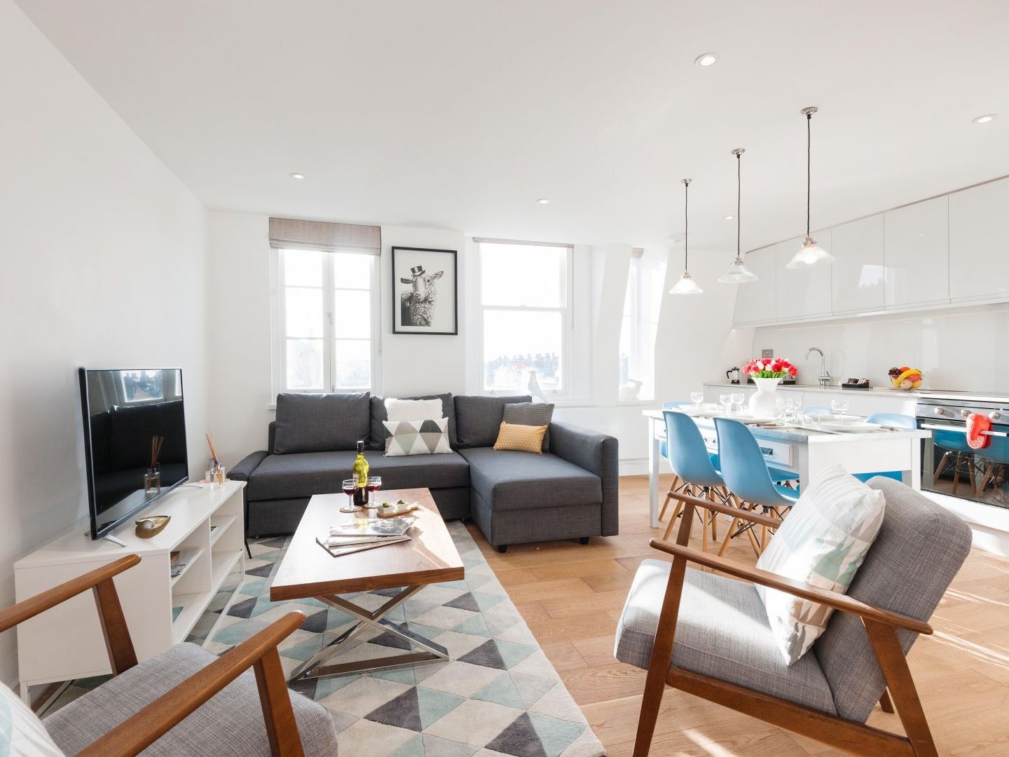 Apartment The Lillie Road Residence