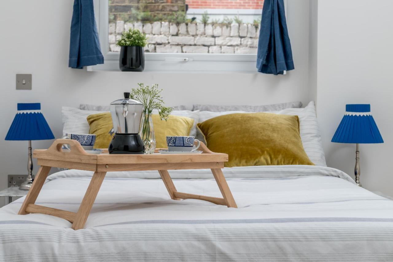 Modern And Light 2 Bed Flat In Sw2 Apartamento