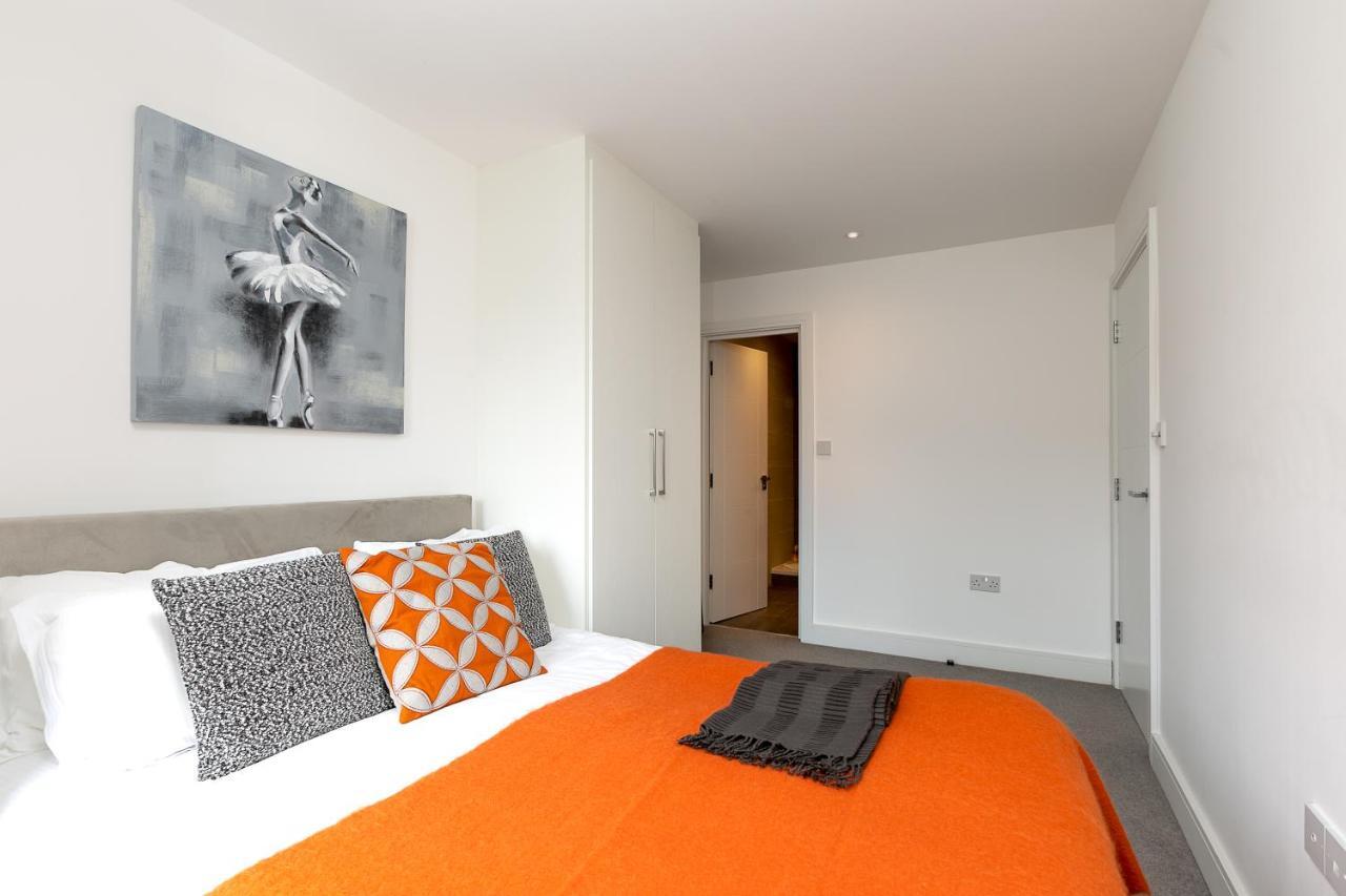 Crystal Aparthotel