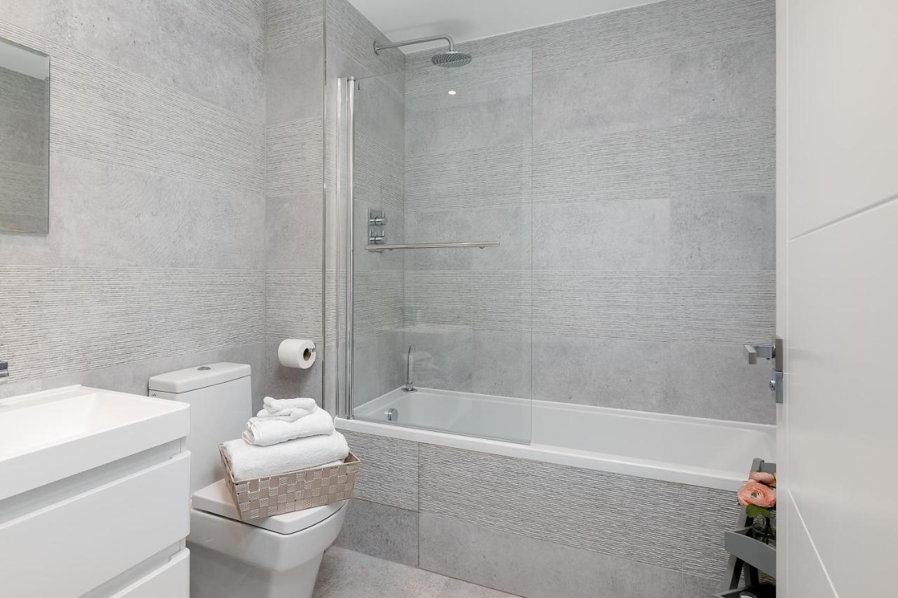 Crystal Aparthotel *