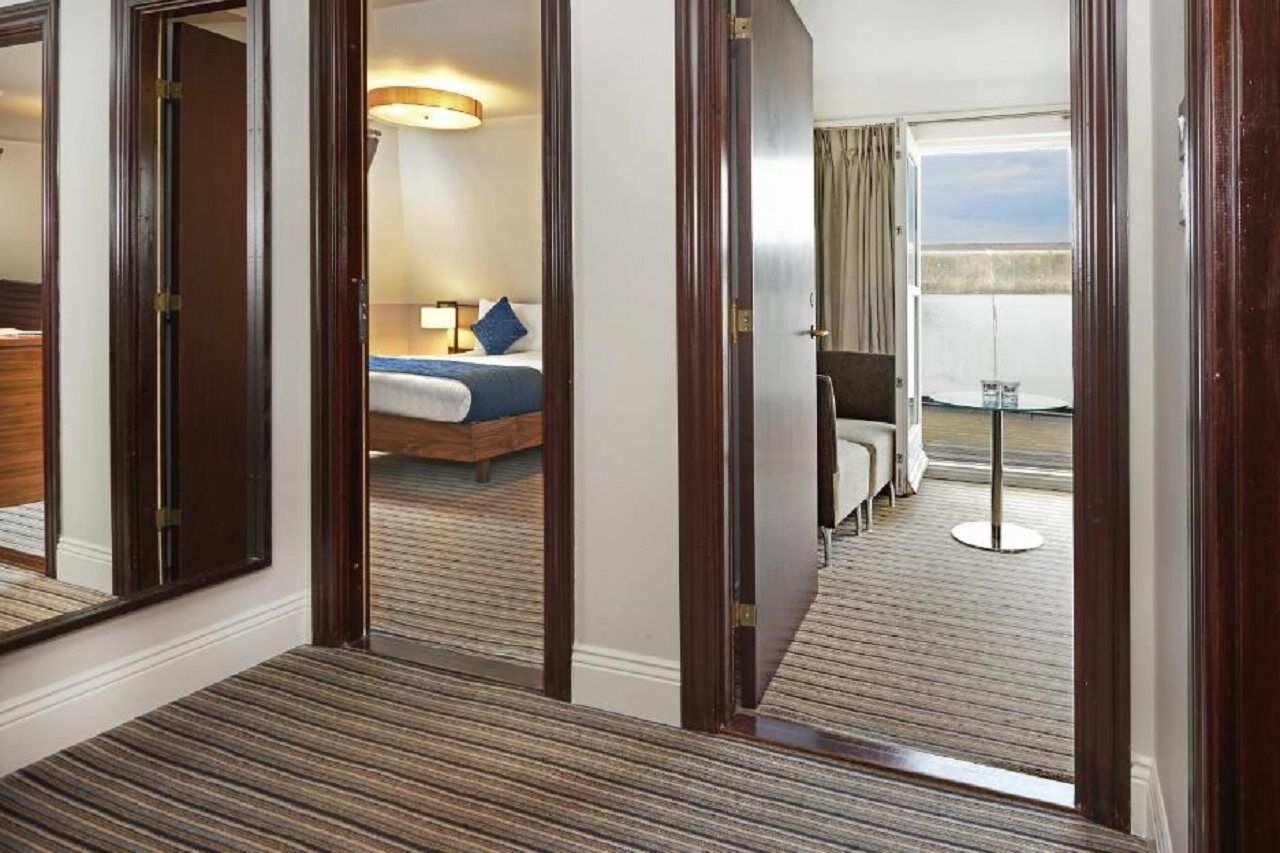 Doubletree By Hilton - Docklands Riverside 4*