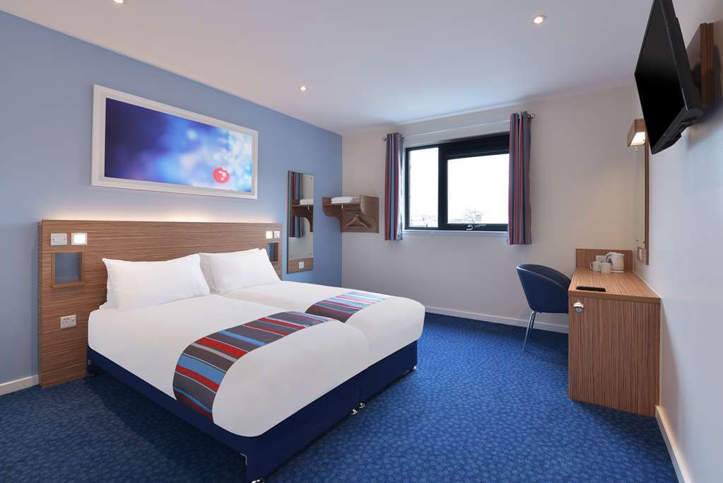 Travelodge Excel Hotel London