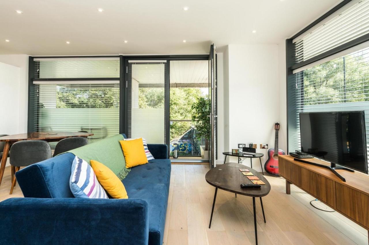 Stunning 2 Bed Apartment, Homerton Road - Sk * London