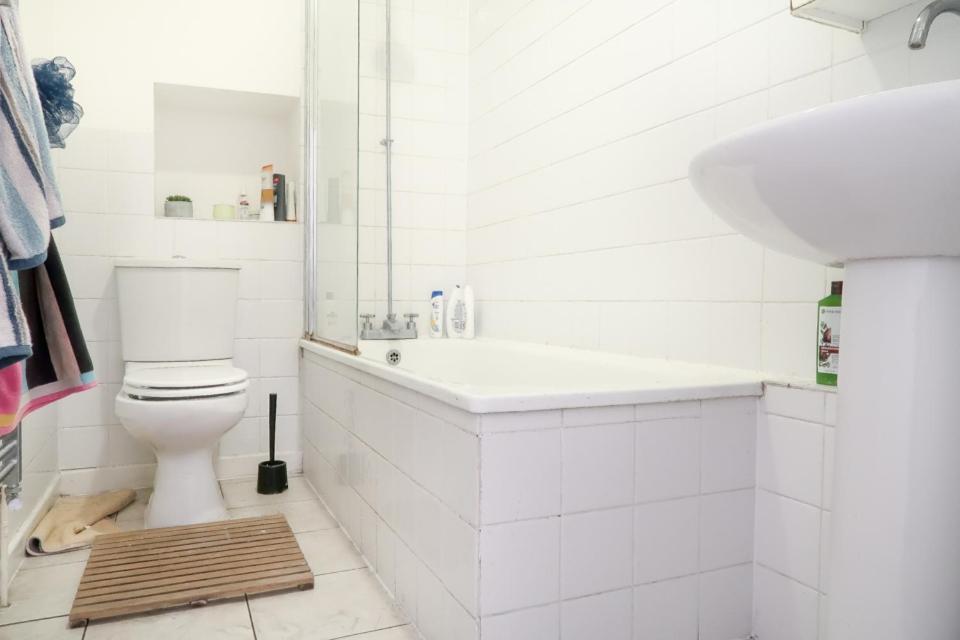 Homestay Sidney Street London