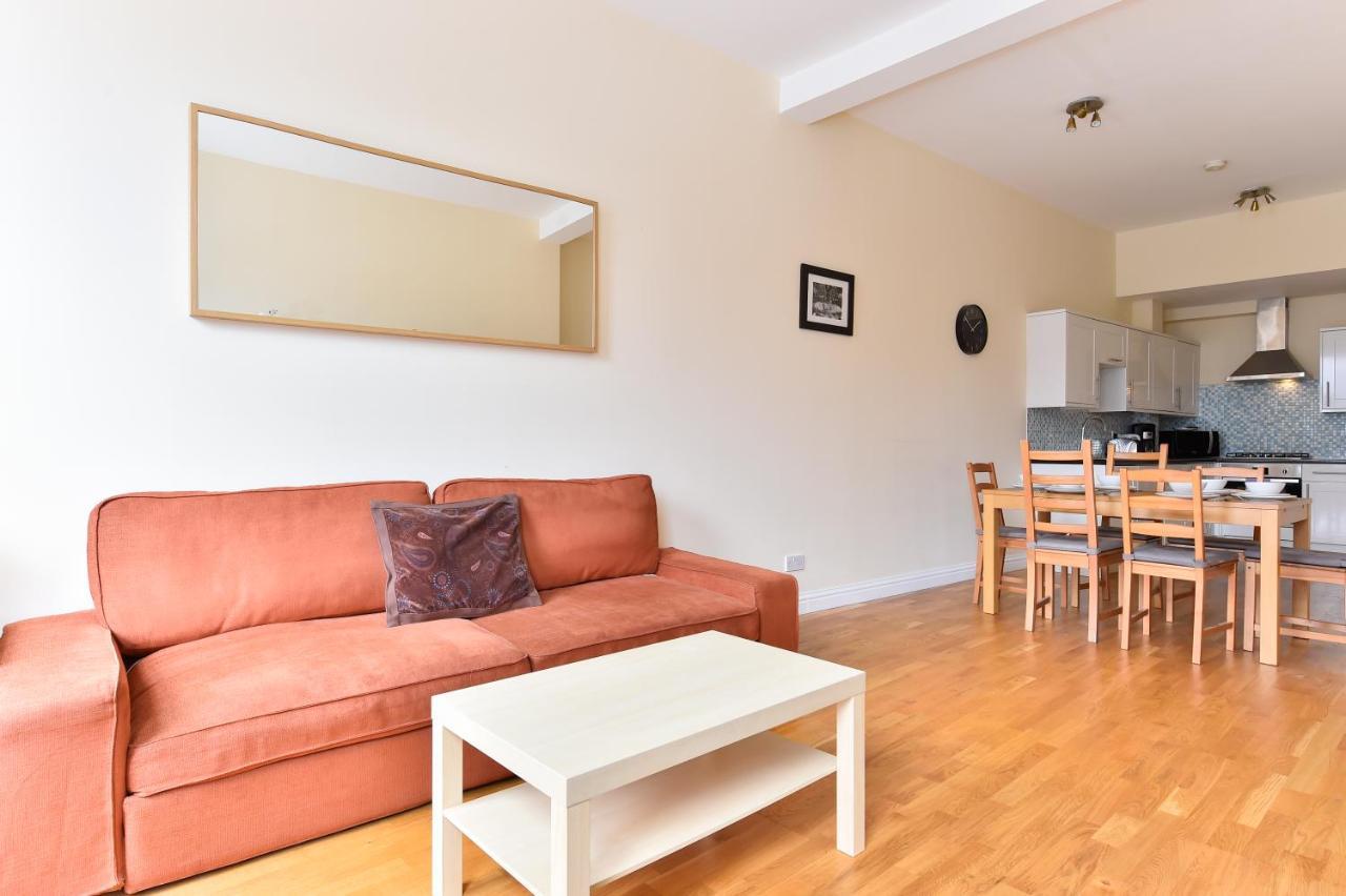Regents Canal Apartment London