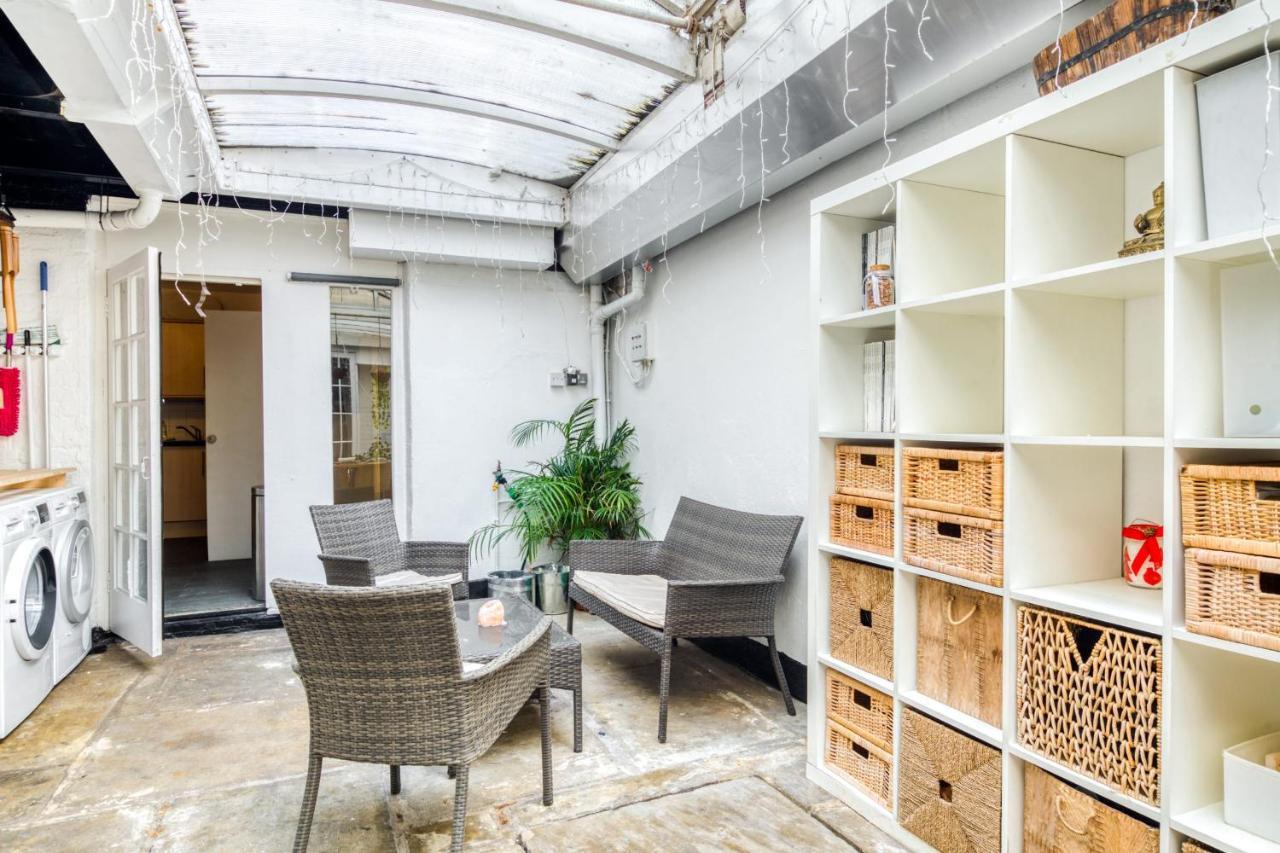 2bed W/ Covered Patio, 5 Mins To Paddington Stn Apartamento